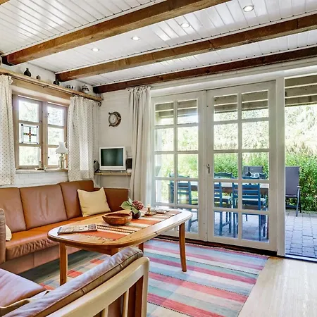 Ariela - 1-1km From The Sea In Western Jutland By Interhome Vesterhede